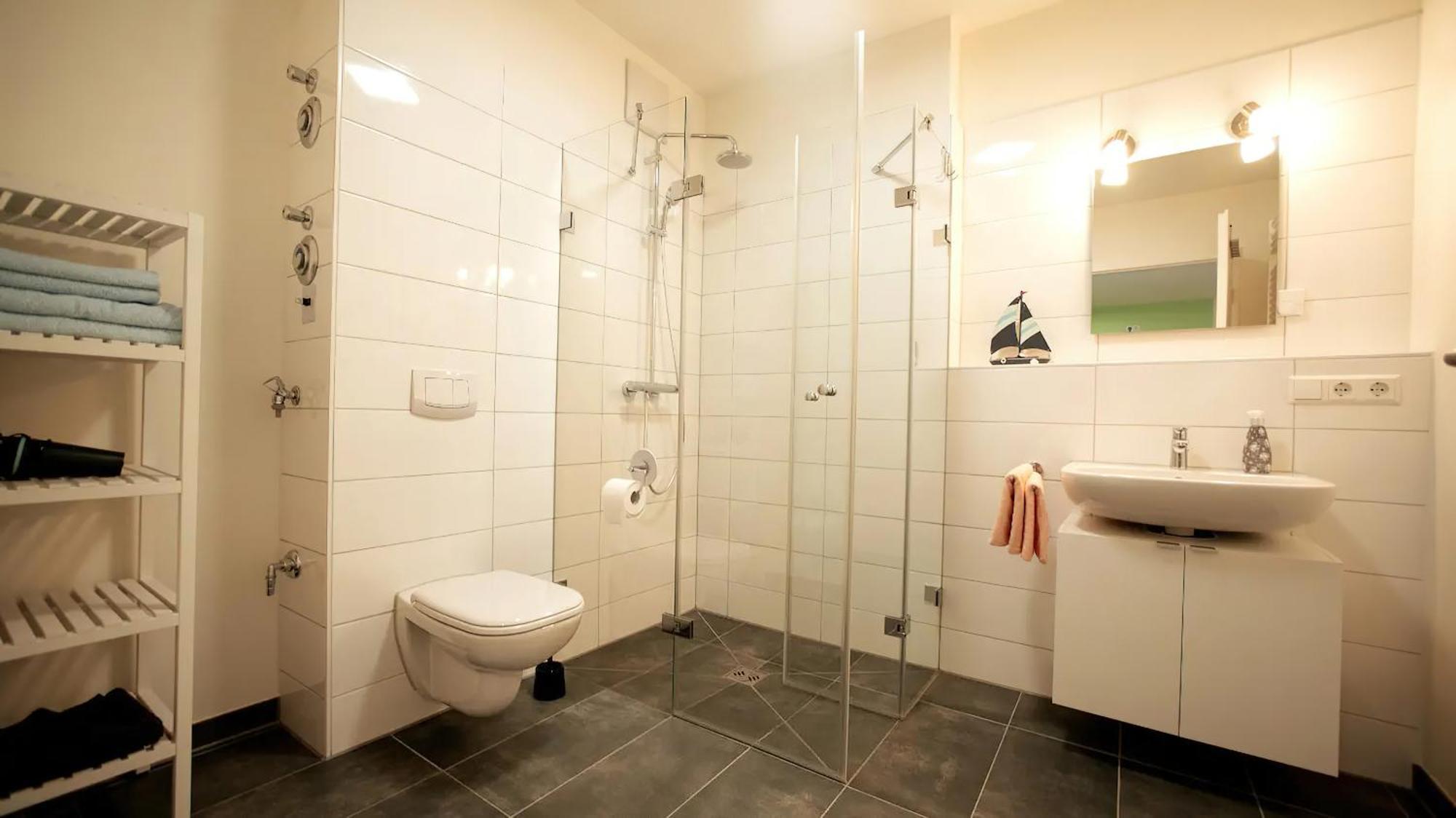 Schoenes 2 Zimmer Apartment Zentral Gelegen Pforzheim Buitenkant foto